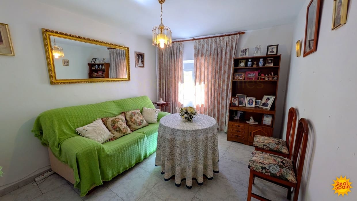4 bedroom Townhouse for sale in Velez-Blanco - € 95,000 (Ref: 9800818)