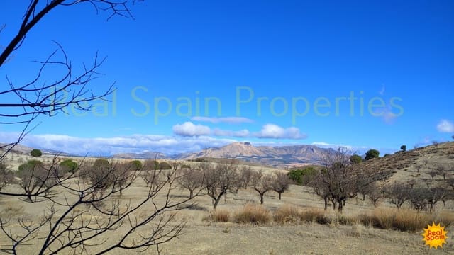 Finca/Landehus til salg i Vélez-Rubio - € 50.000 (Ref: 9805604)