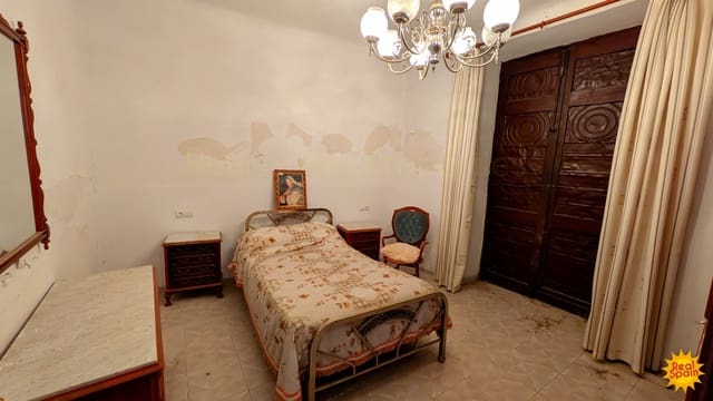6 quarto Casa em Banda para venda em Vélez-Rubio - 75 000 € (Ref: 9805605)