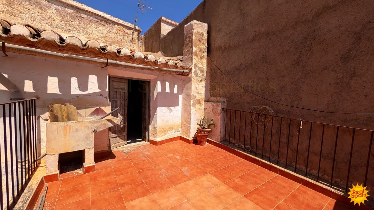 6 soveværelse Byhus til salg i Velez-Rubio - € 75.000 (Ref: 9805605)