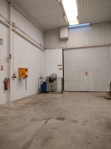 Kommersiell til salgs i Vélez-Rubio - € 2 100 000 (Ref: 9957587)