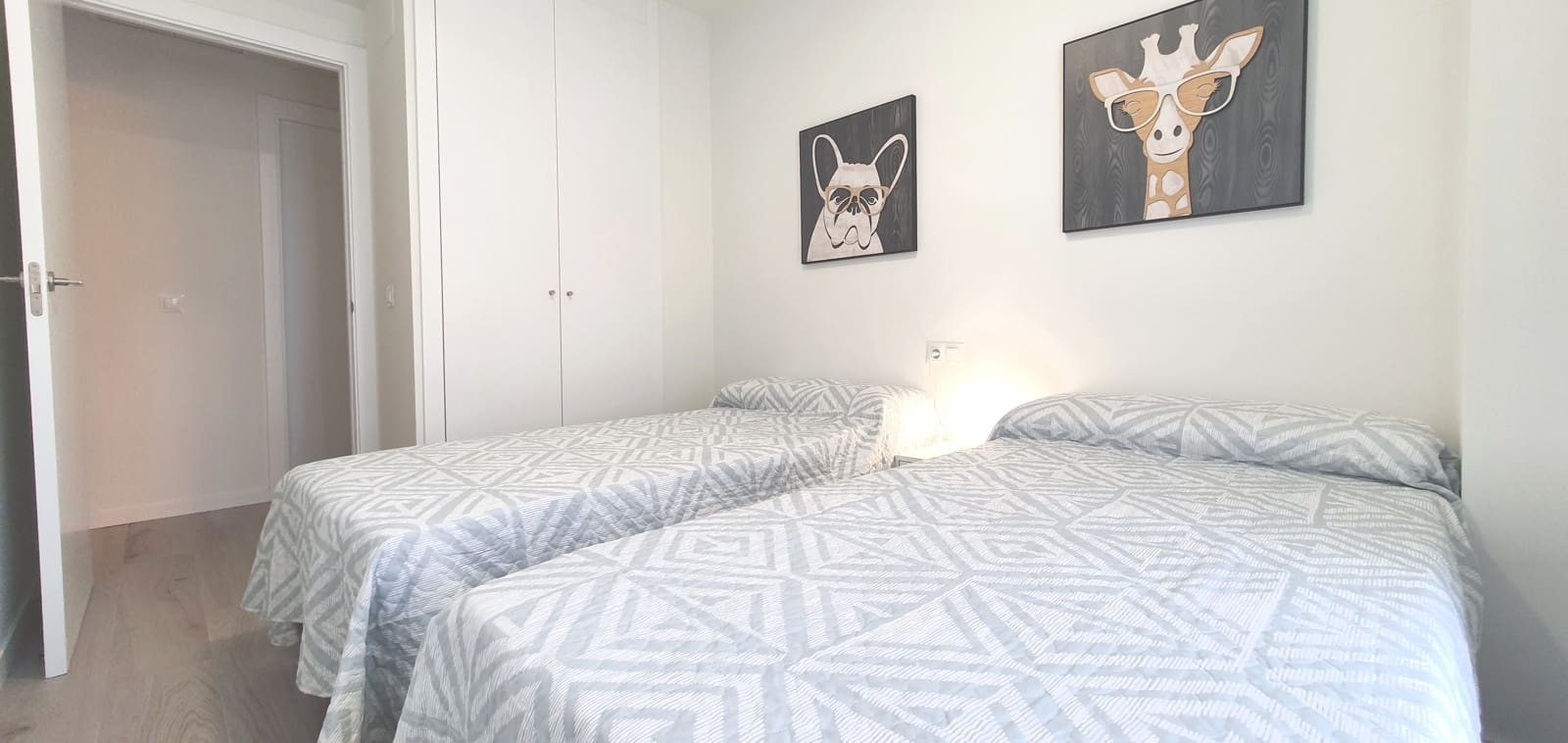 2 sovrum Strandlägenhet för semesterbostäder i Denia med pool garage - 550 € (Ref: 9756667)