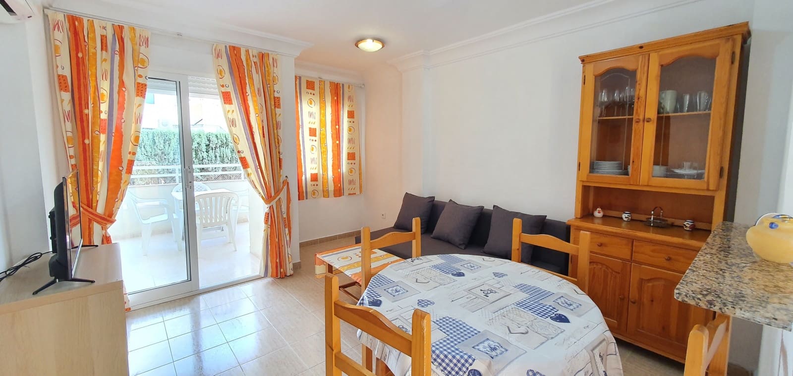 1 bedroom Beach Apartment for holiday rental in Denia with pool - € 420 (Ref: 9757922)