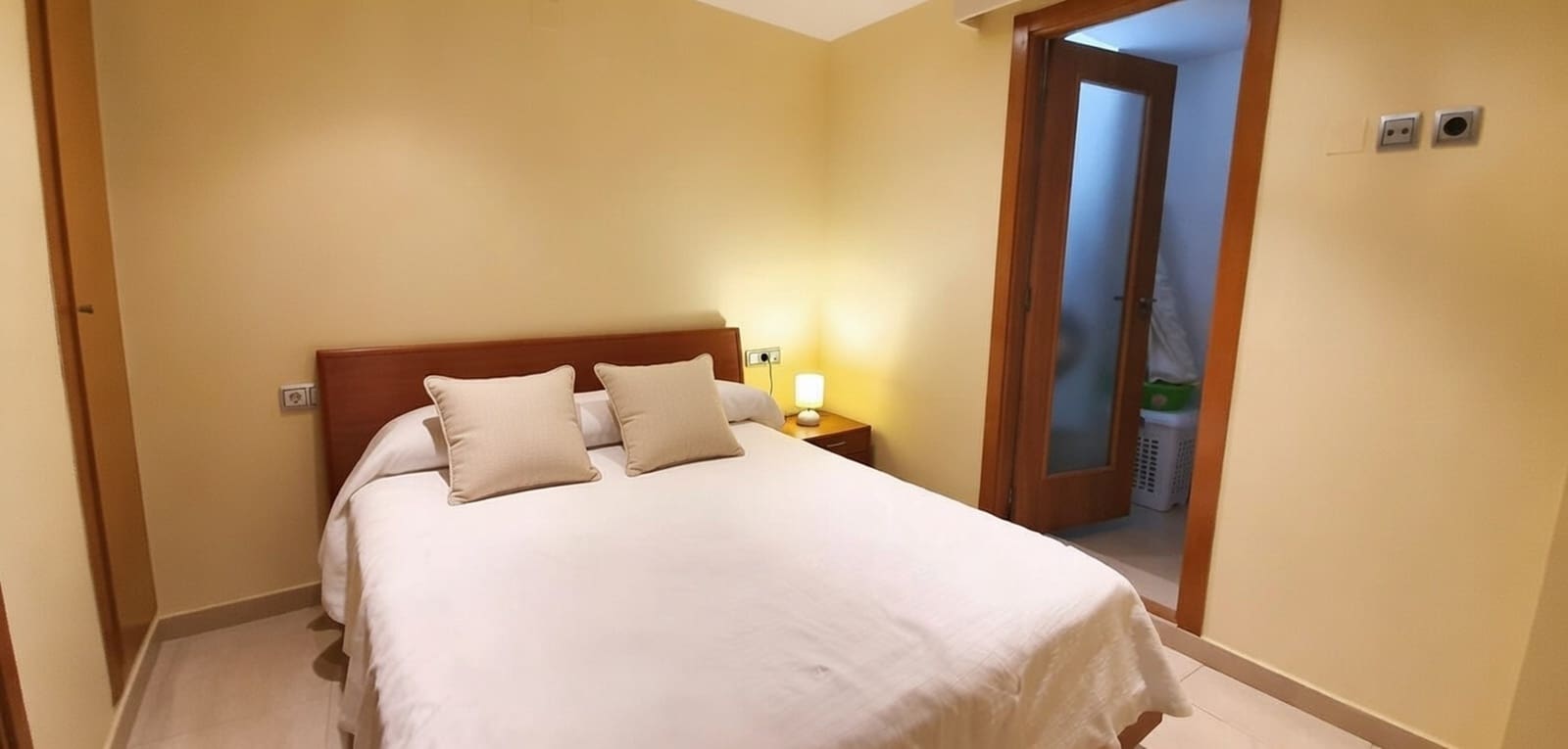 1 bedroom Beach Apartment for holiday rental in Denia with pool - € 420 (Ref: 9757924)