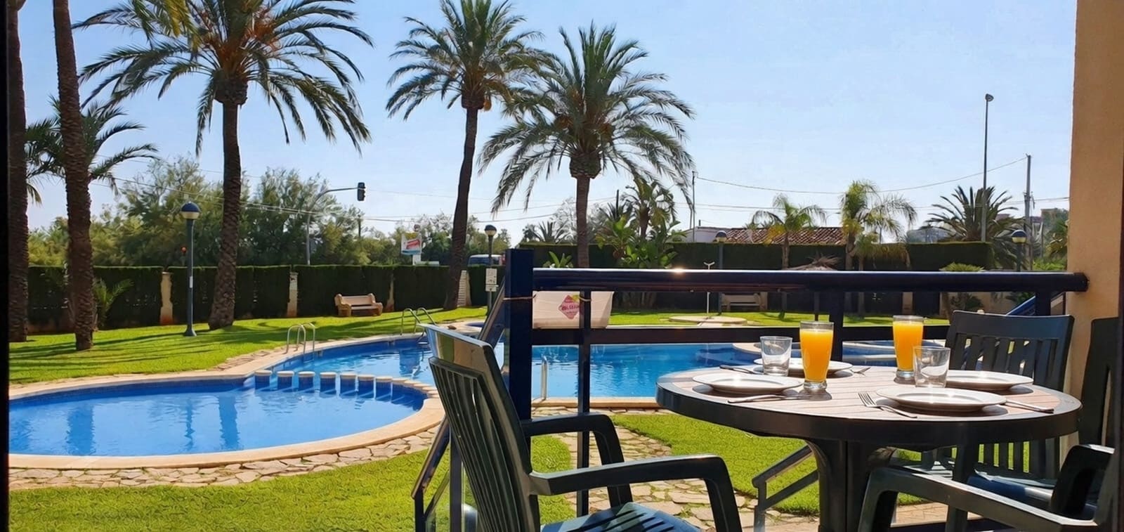 1 bedroom Beach Apartment for holiday rental in Denia with pool - € 420 (Ref: 9757924)