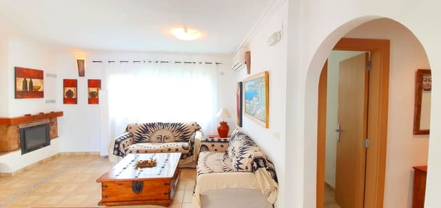 Villa/Maison de 3 chambres de location de vacances à Les Bassetes - El Marjal, Dénia avec piscine garage - 1 300 € (Ref: 9758099)