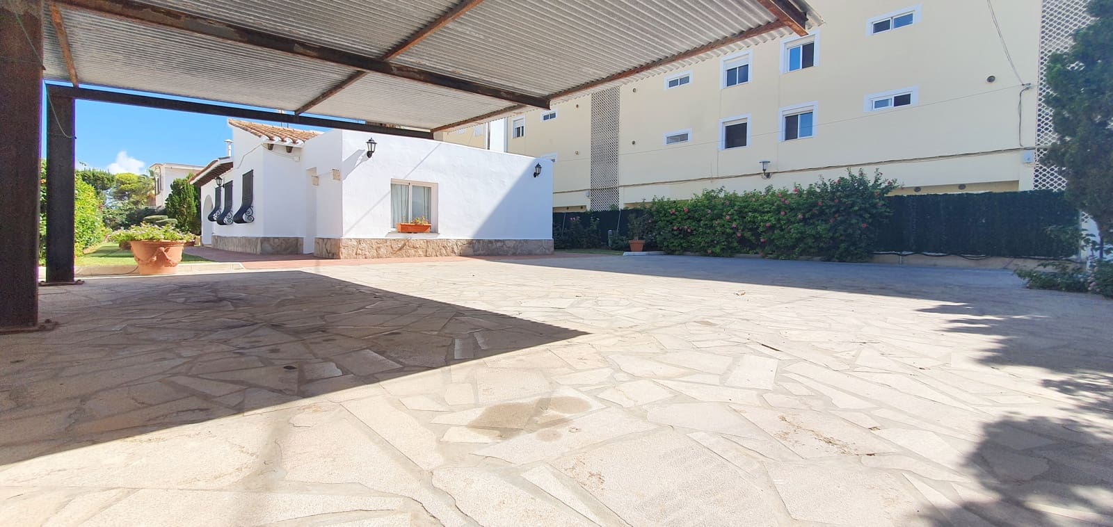 3 bedroom Villa for holiday rental in Denia with pool garage - € 1,300 (Ref: 9758099)
