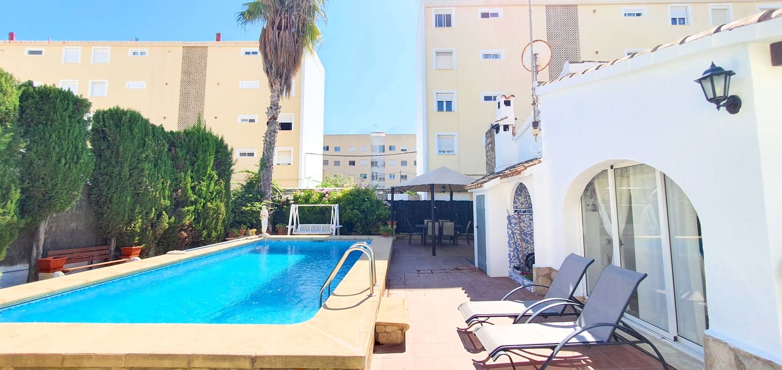 3 bedroom Villa for holiday rental in Denia with pool garage - € 1,300 (Ref: 9758099)
