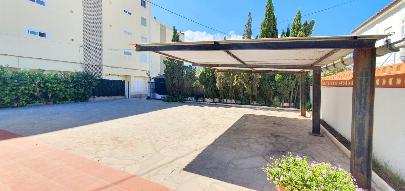 3 bedroom Villa for holiday rental in Denia with pool garage - € 1,300 (Ref: 9758099)