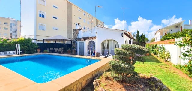 Villa/Maison de 3 chambres de location de vacances à Les Bassetes - El Marjal, Dénia avec piscine garage - 1 300 € (Ref: 9758099)
