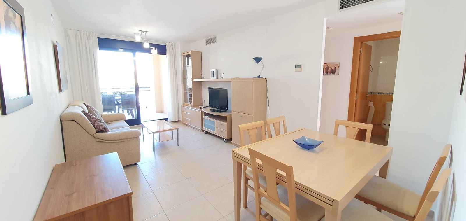 2 bedroom Beach Apartment for holiday rental in Denia with pool garage - € 400 (Ref: 9758101)