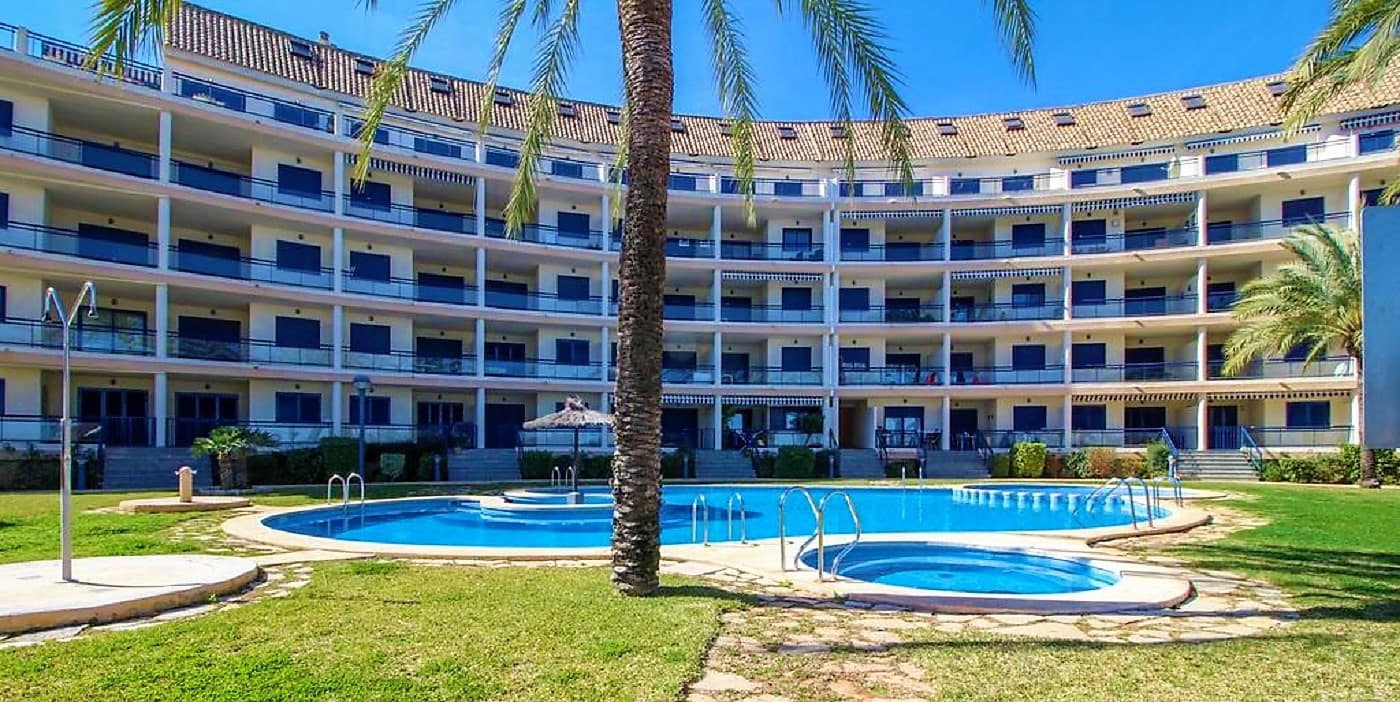 2 camera da letto Appartamento sulla Spiaggia da affitare come casa vacanza in Denia con piscina garage - 460 € (Rif: 9758102)