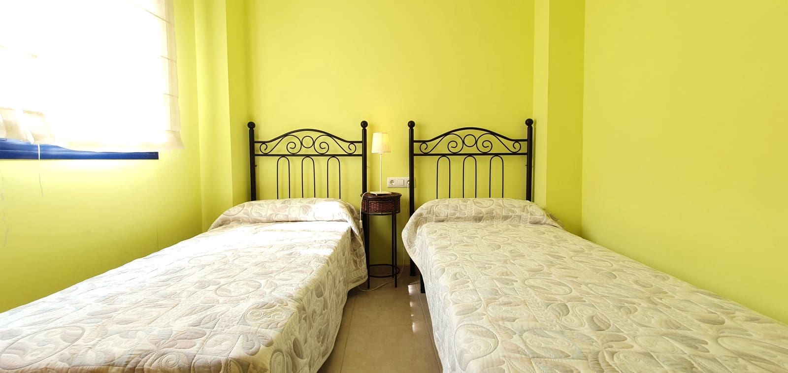 2 camera da letto Appartamento sulla Spiaggia da affitare come casa vacanza in Denia con piscina garage - 460 € (Rif: 9758102)