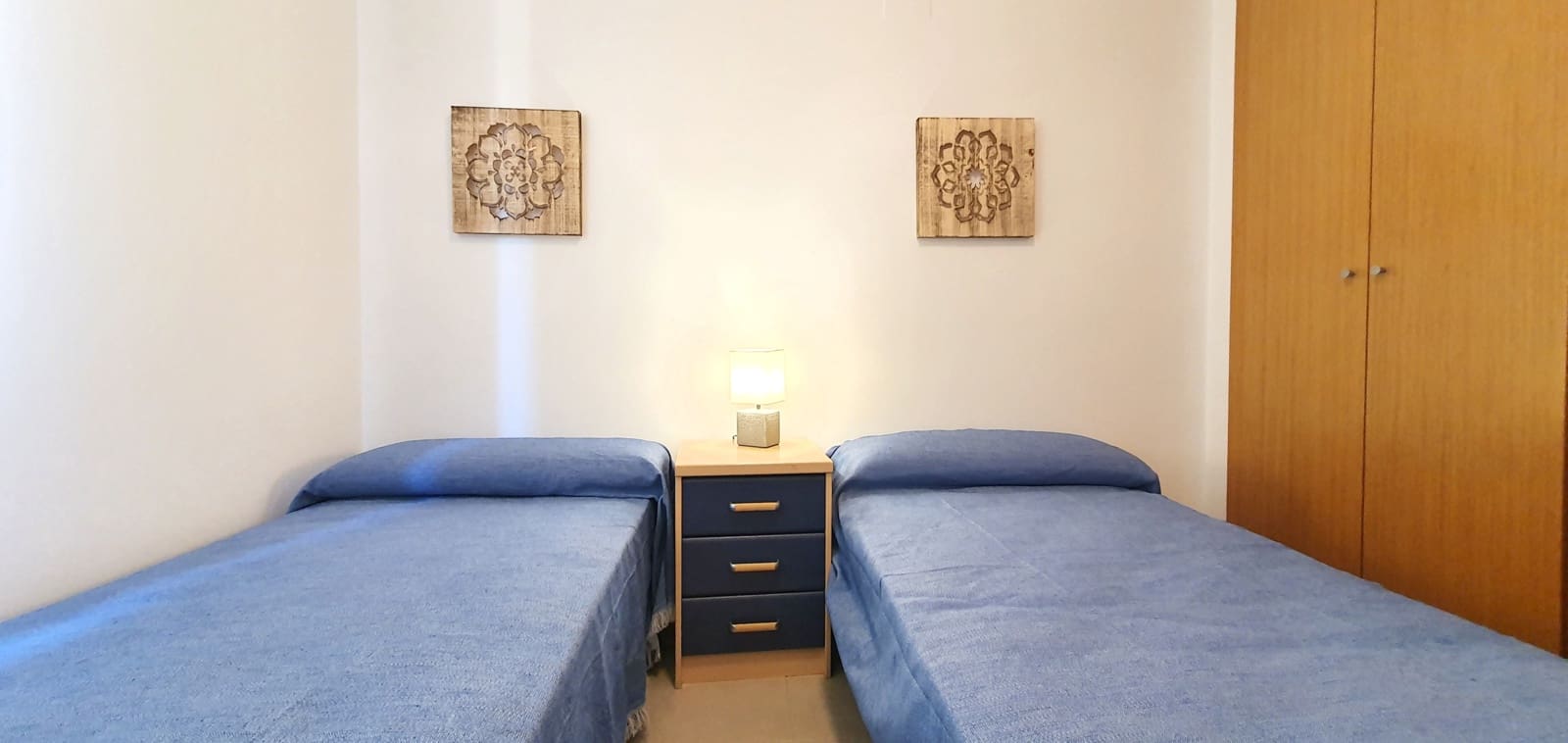 3 camera da letto Appartamento sulla Spiaggia da affitare come casa vacanza in Denia con piscina garage - 500 € (Rif: 9758103)