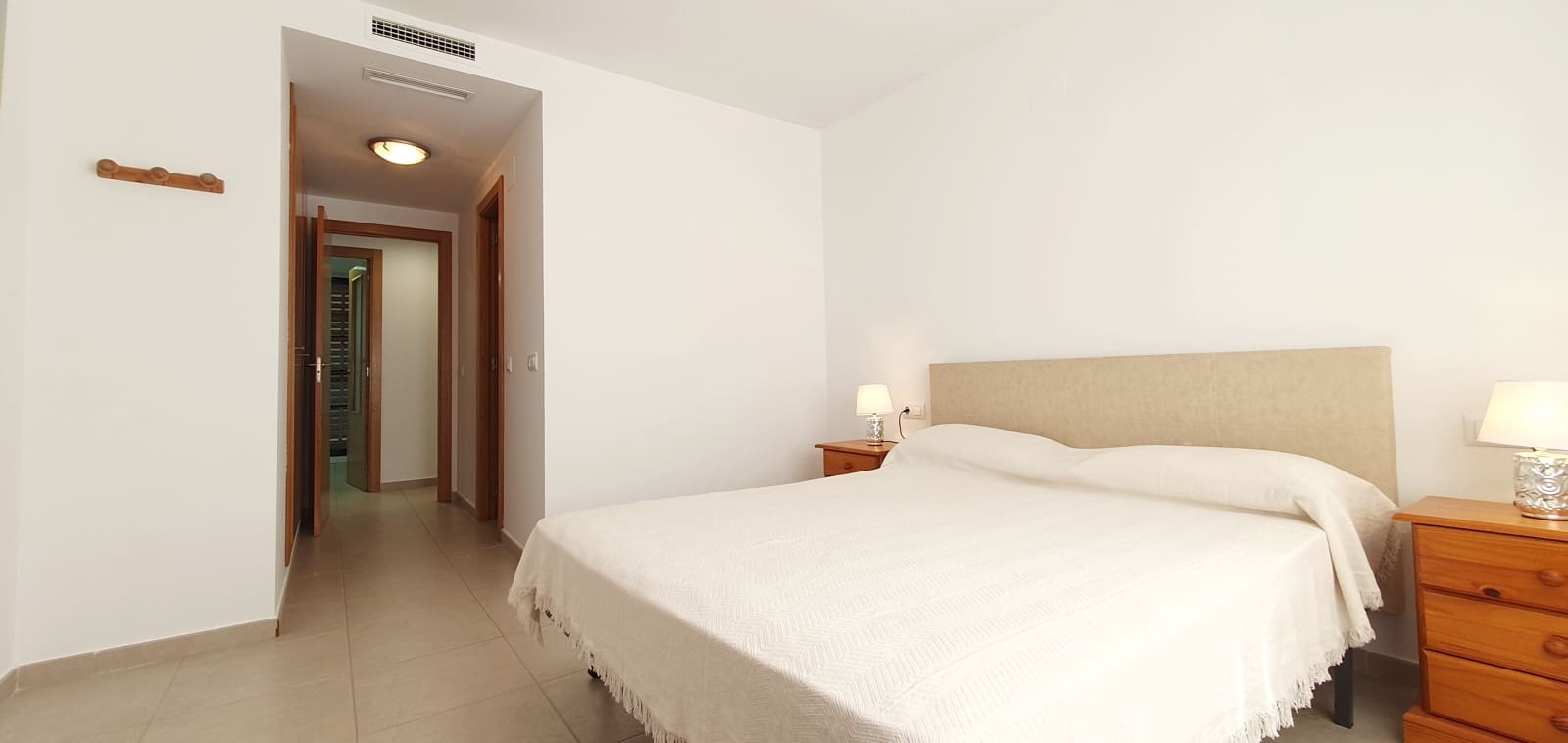 3 camera da letto Appartamento sulla Spiaggia da affitare come casa vacanza in Denia con piscina garage - 500 € (Rif: 9758103)