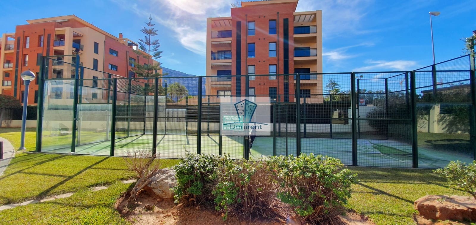 3 camera da letto Appartamento sulla Spiaggia da affitare come casa vacanza in Denia con piscina garage - 500 € (Rif: 9758103)