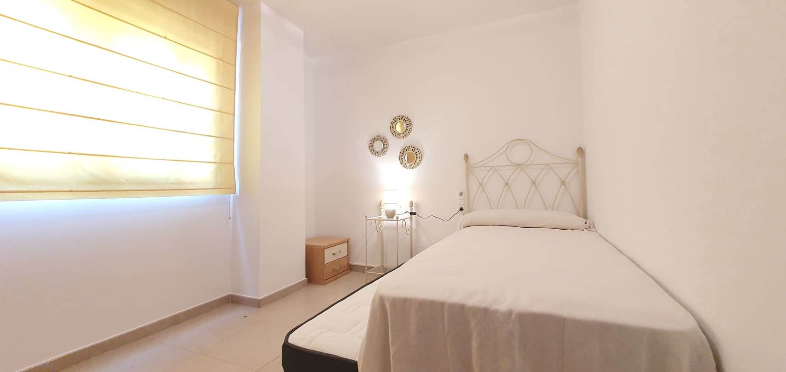 3 camera da letto Appartamento sulla Spiaggia da affitare come casa vacanza in Denia con piscina garage - 500 € (Rif: 9758103)
