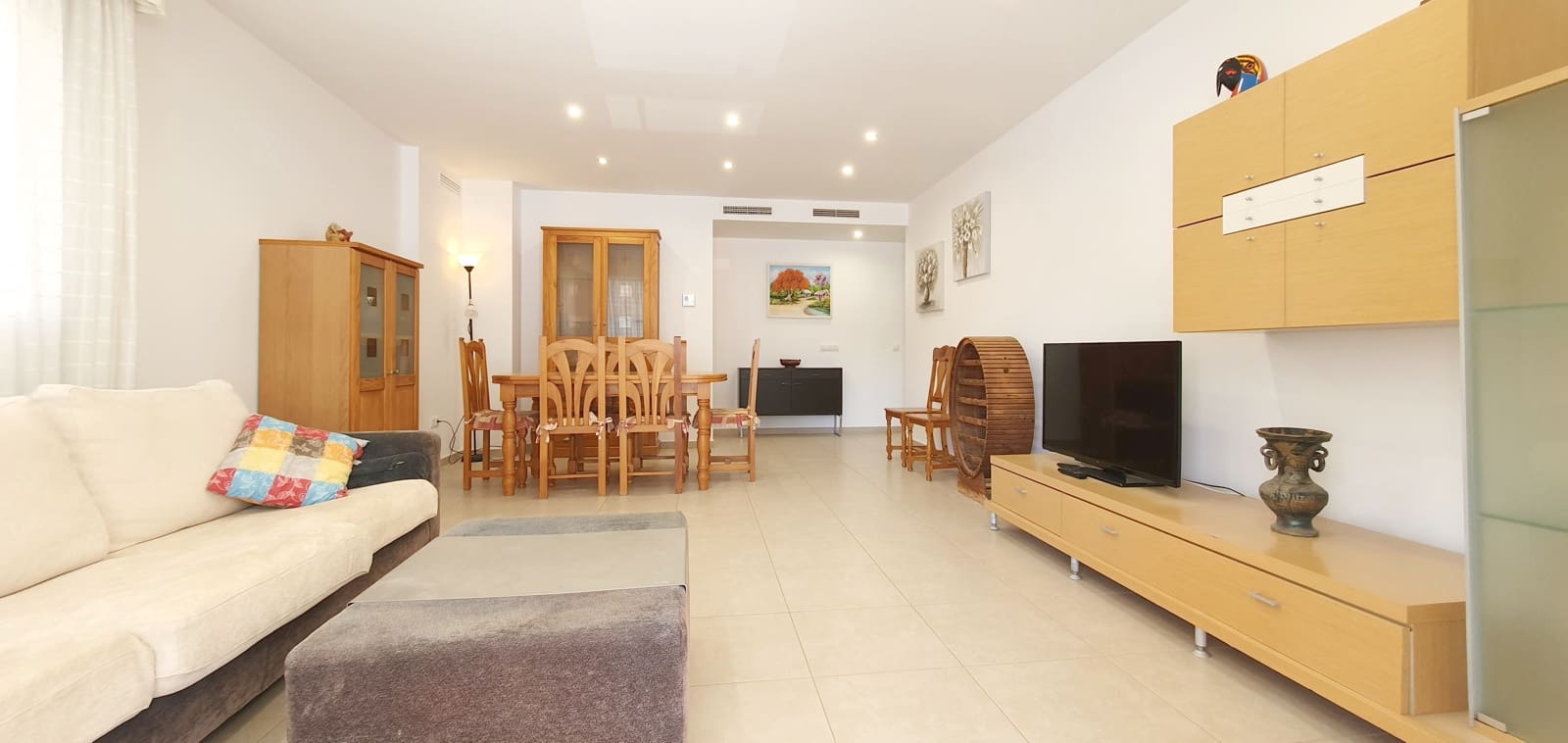 3 camera da letto Appartamento sulla Spiaggia da affitare come casa vacanza in Denia con piscina garage - 500 € (Rif: 9758103)