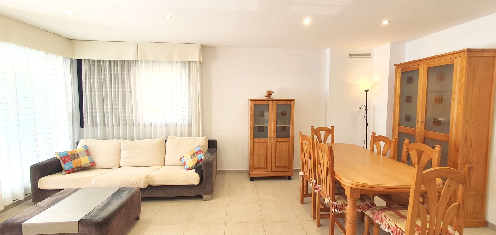 3 camera da letto Appartamento sulla Spiaggia da affitare come casa vacanza in Denia con piscina garage - 500 € (Rif: 9758103)