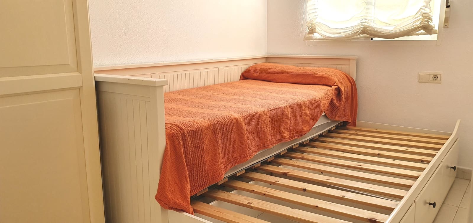 3 bedroom Beach Apartment for holiday rental in Denia with pool garage - € 665 (Ref: 9758107)