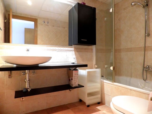 Appartement de Plage de 2 chambres de location de vacances à Les Bassetes - El Marjal, Dénia avec piscine garage - 470 € (Ref: 9758108)