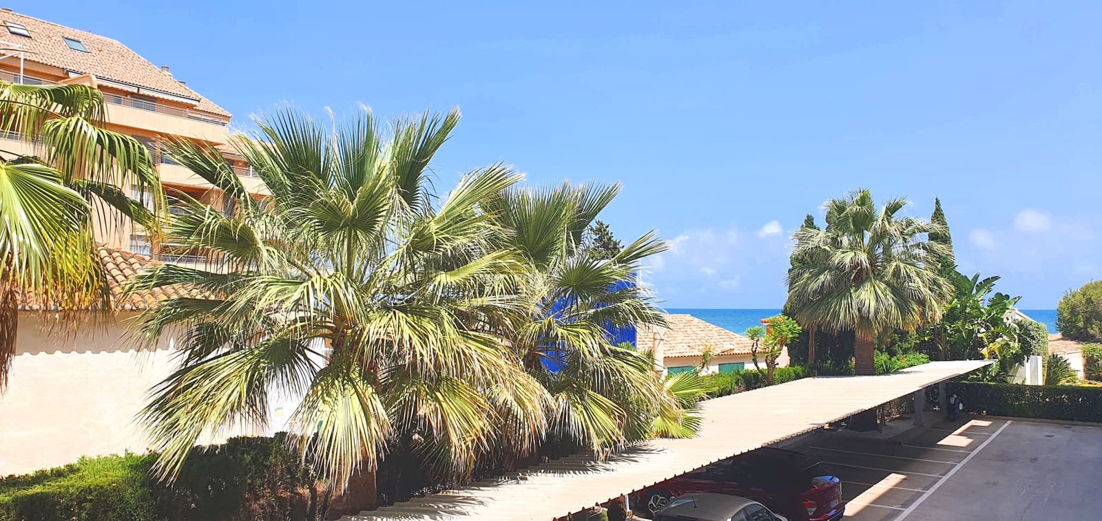 2 bedroom Beach Apartment for holiday rental in Denia with pool garage - € 500 (Ref: 9759379)