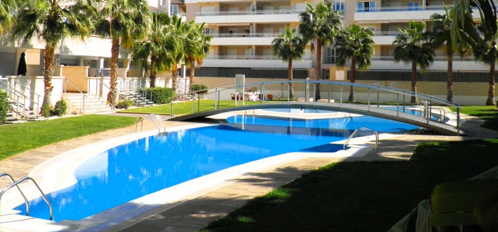3 bedroom Beach Apartment for holiday rental in Denia with pool garage - € 515 (Ref: 9759549)