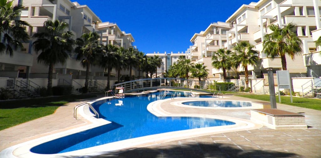 3 bedroom Beach Apartment for holiday rental in Denia with pool garage - € 515 (Ref: 9759549)