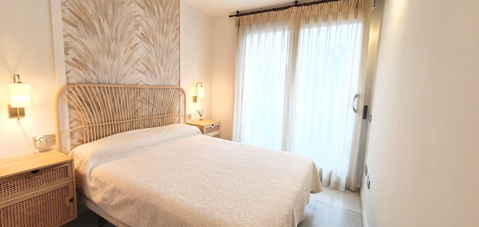 3 bedroom Beach Apartment for holiday rental in Denia with pool garage - € 515 (Ref: 9759549)