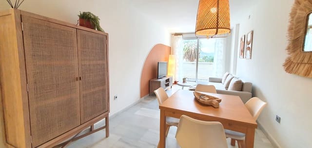 3 camera da letto Appartamento sulla Spiaggia da affitare come casa vacanza in Les Bassetes - El Marjal, Dénia con piscina garage - 515 € (Rif: 9759549)