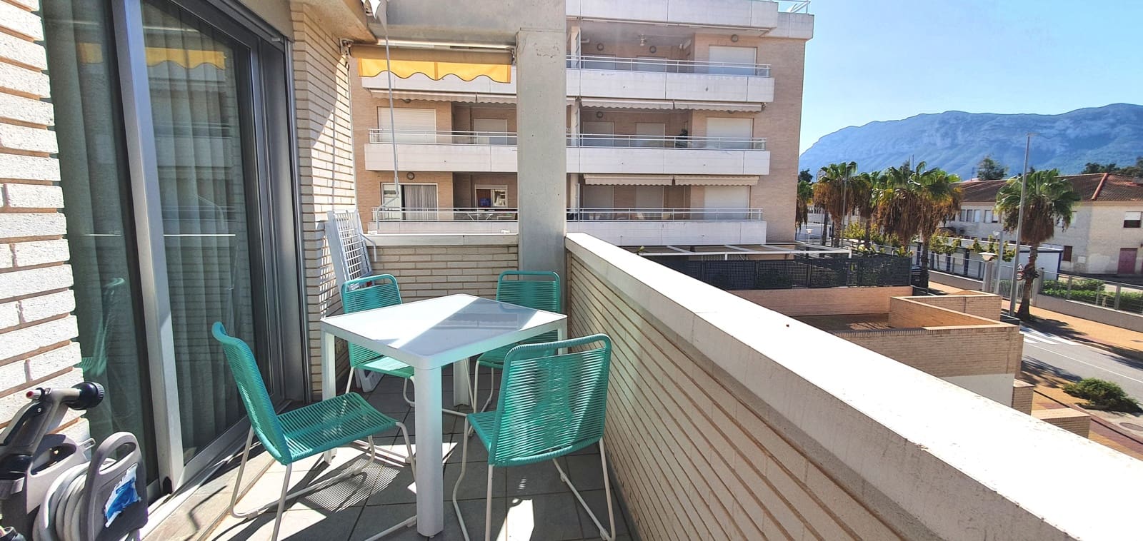 3 bedroom Beach Apartment for holiday rental in Denia with pool garage - € 515 (Ref: 9759549)