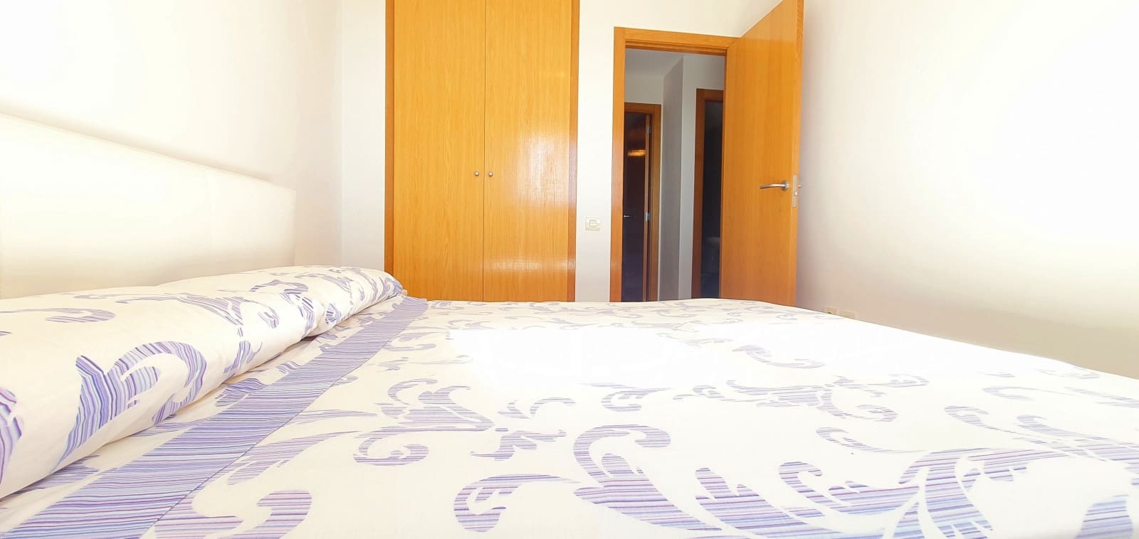 2 bedroom Beach Apartment for holiday rental in Denia with pool garage - € 400 (Ref: 9759557)