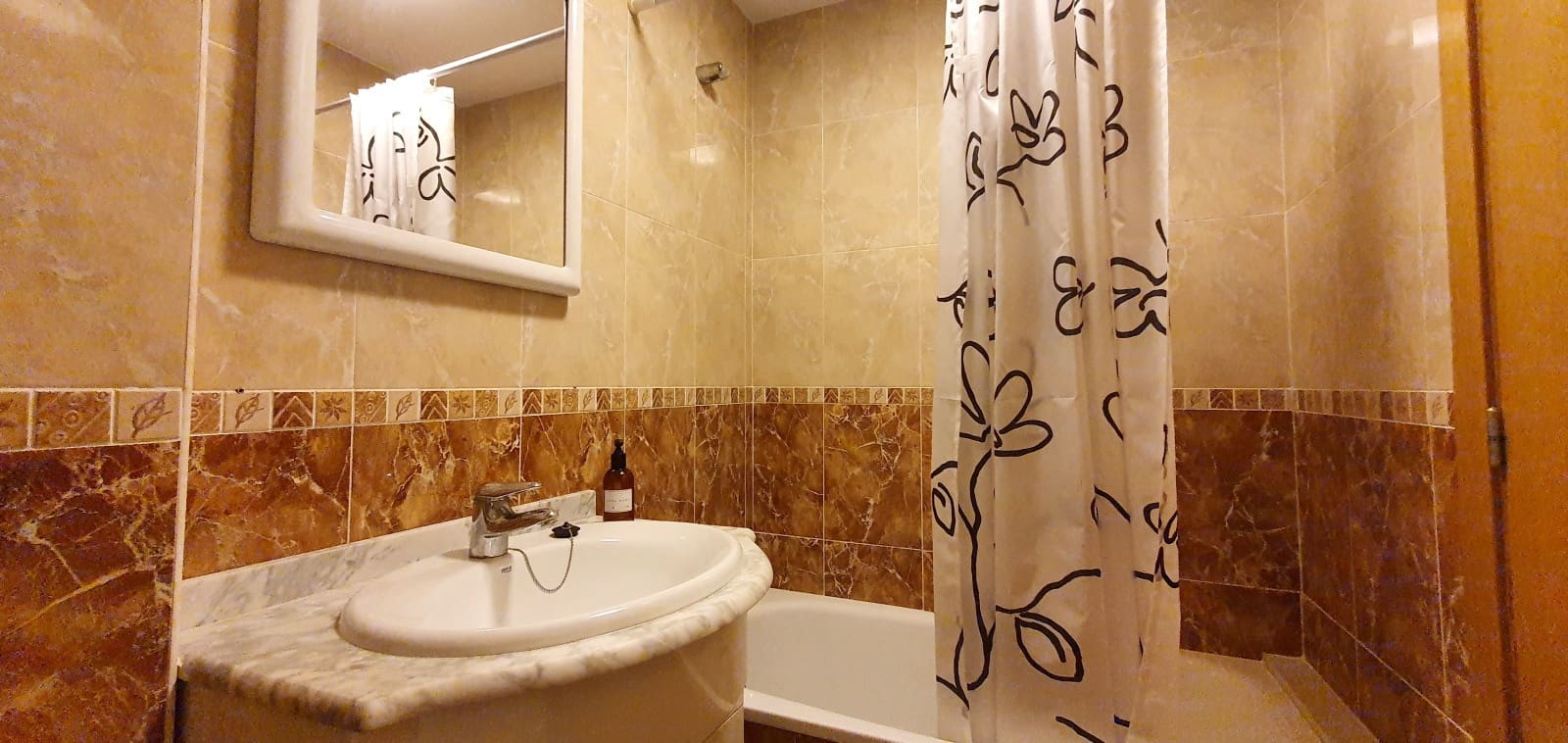 2 bedroom Beach Apartment for holiday rental in Denia with pool garage - € 400 (Ref: 9759557)