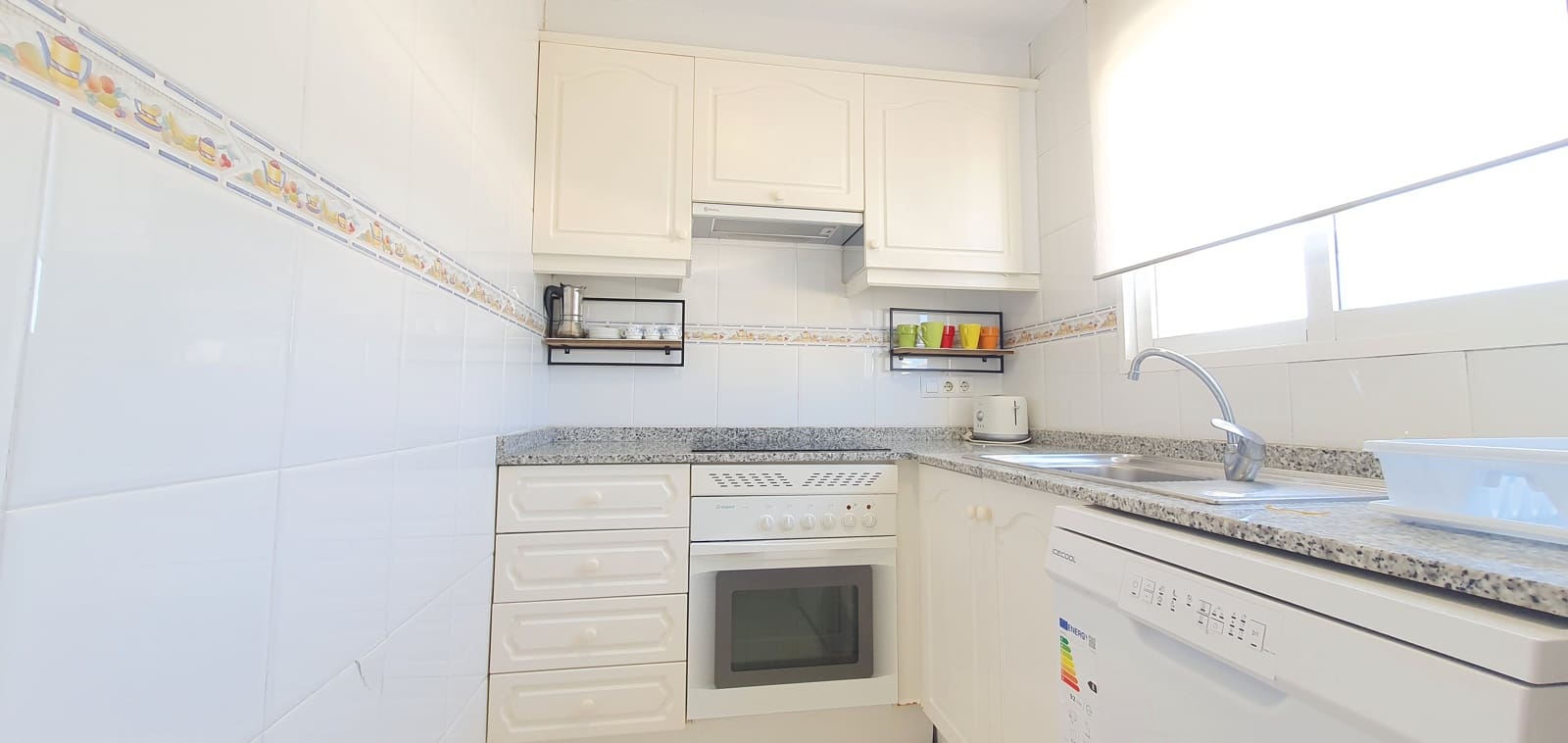 2 sovrum Strandlägenhet för semesterbostäder i Denia med pool garage - 400 € (Ref: 9759585)