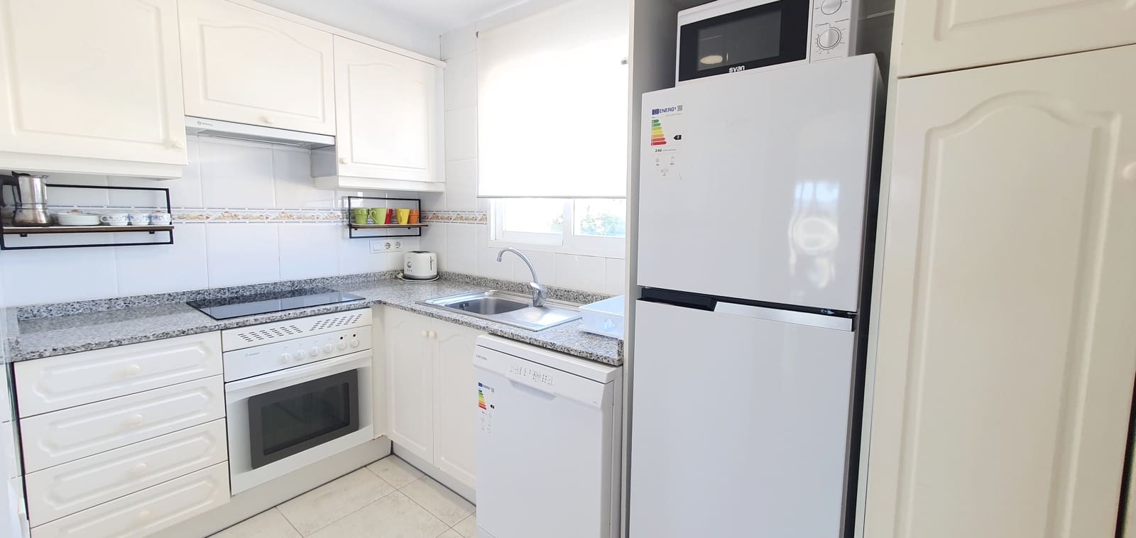 2 sovrum Strandlägenhet för semesterbostäder i Denia med pool garage - 400 € (Ref: 9759585)