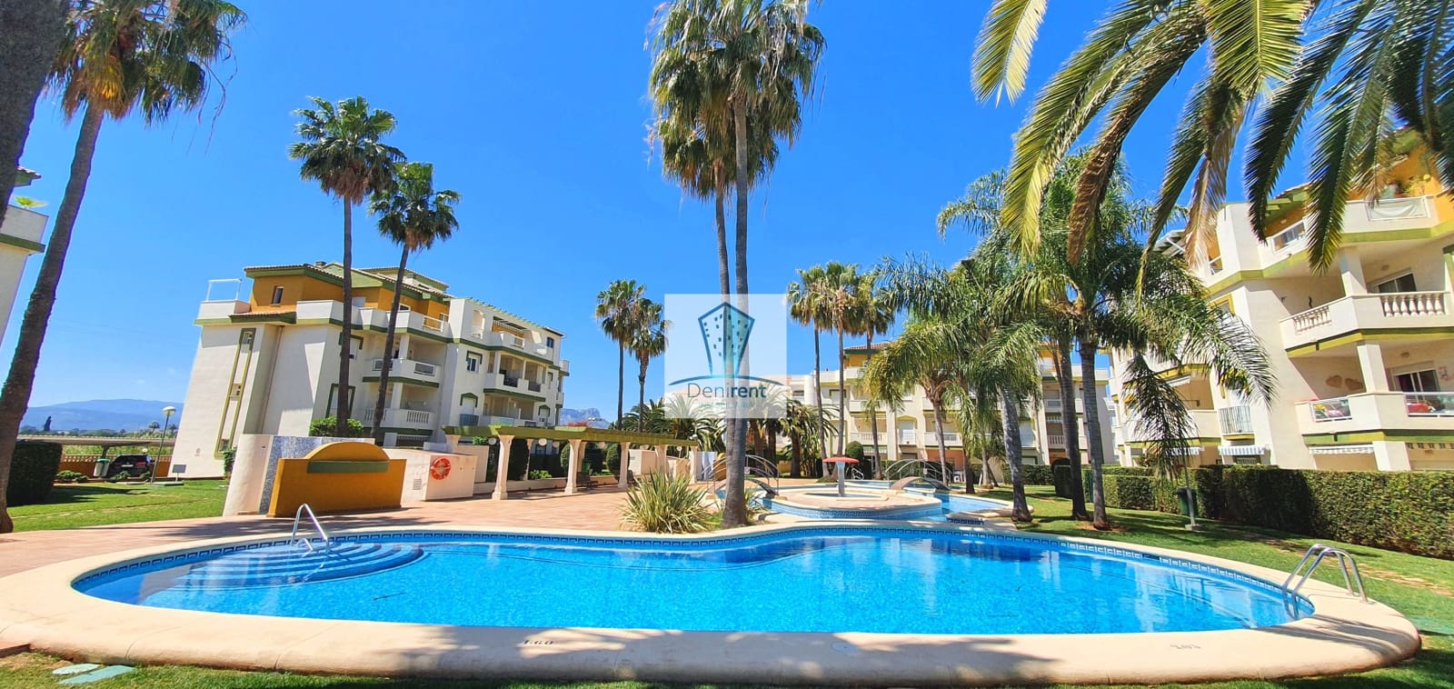 2 sovrum Strandlägenhet för semesterbostäder i Denia med pool garage - 400 € (Ref: 9759585)
