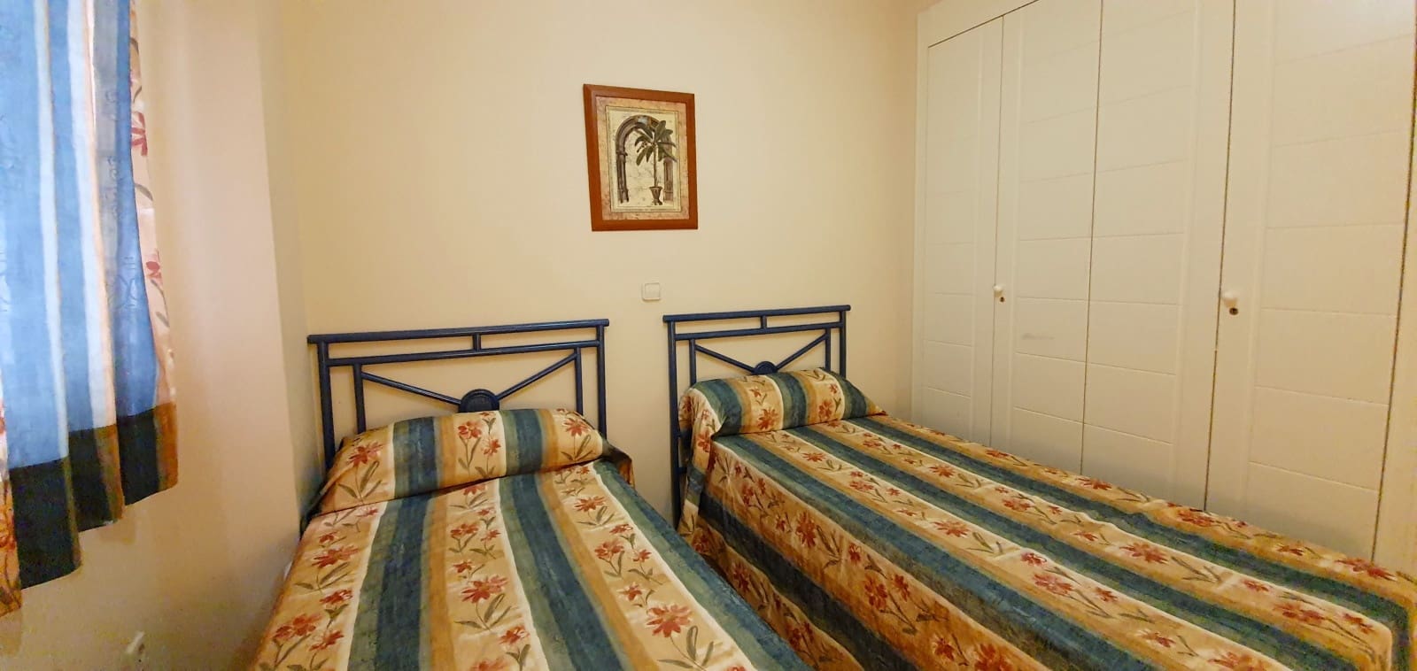 2 bedroom Beach Apartment for holiday rental in Denia with pool garage - € 400 (Ref: 9759588)