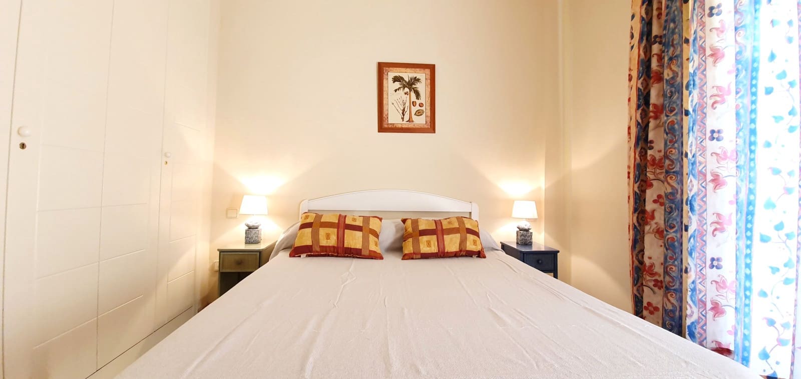 2 bedroom Beach Apartment for holiday rental in Denia with pool garage - € 400 (Ref: 9759588)