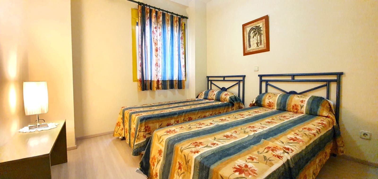 2 bedroom Beach Apartment for holiday rental in Denia with pool garage - € 400 (Ref: 9759588)