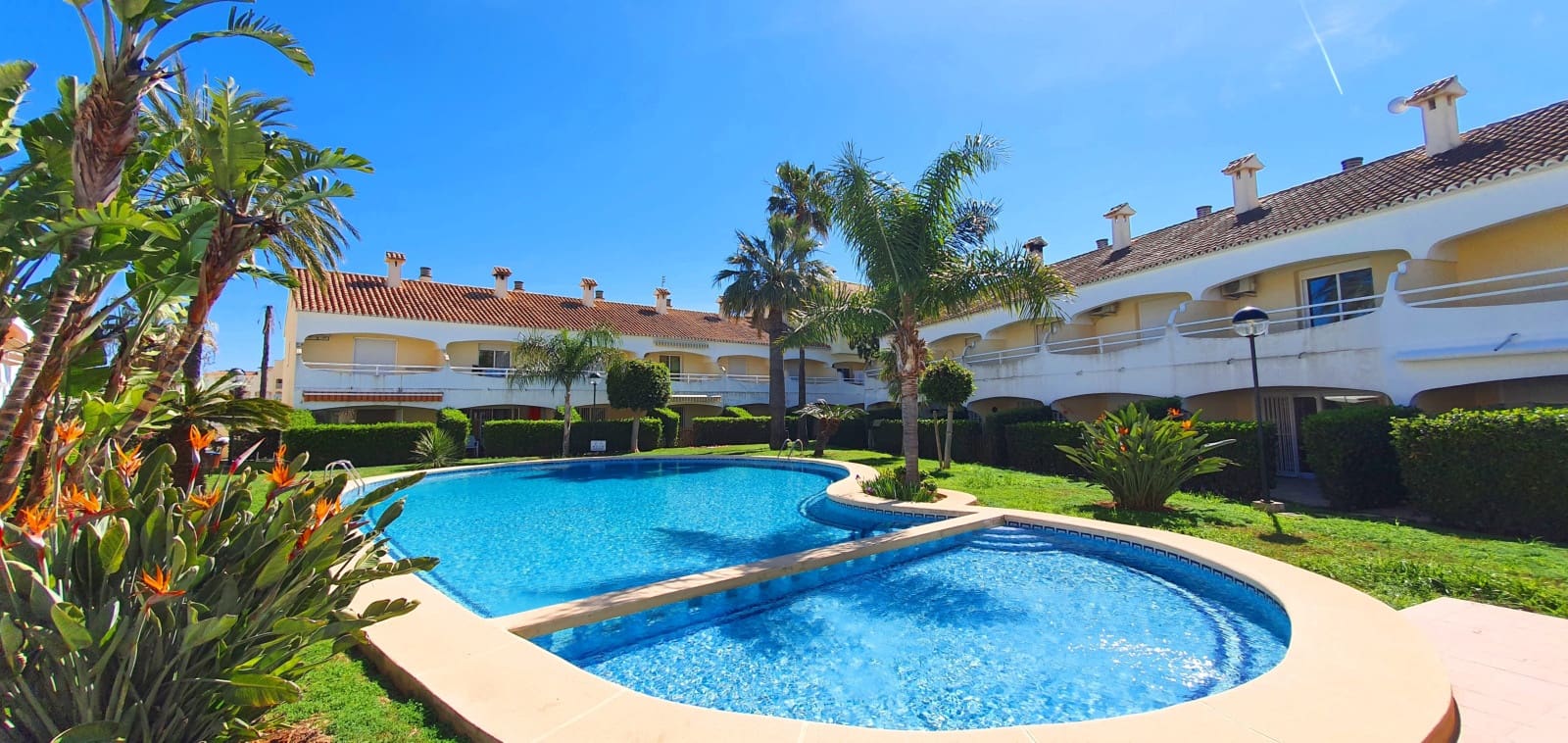 2 bedroom Terraced Villa for holiday rental in Denia with pool garage - € 400 (Ref: 9759607)