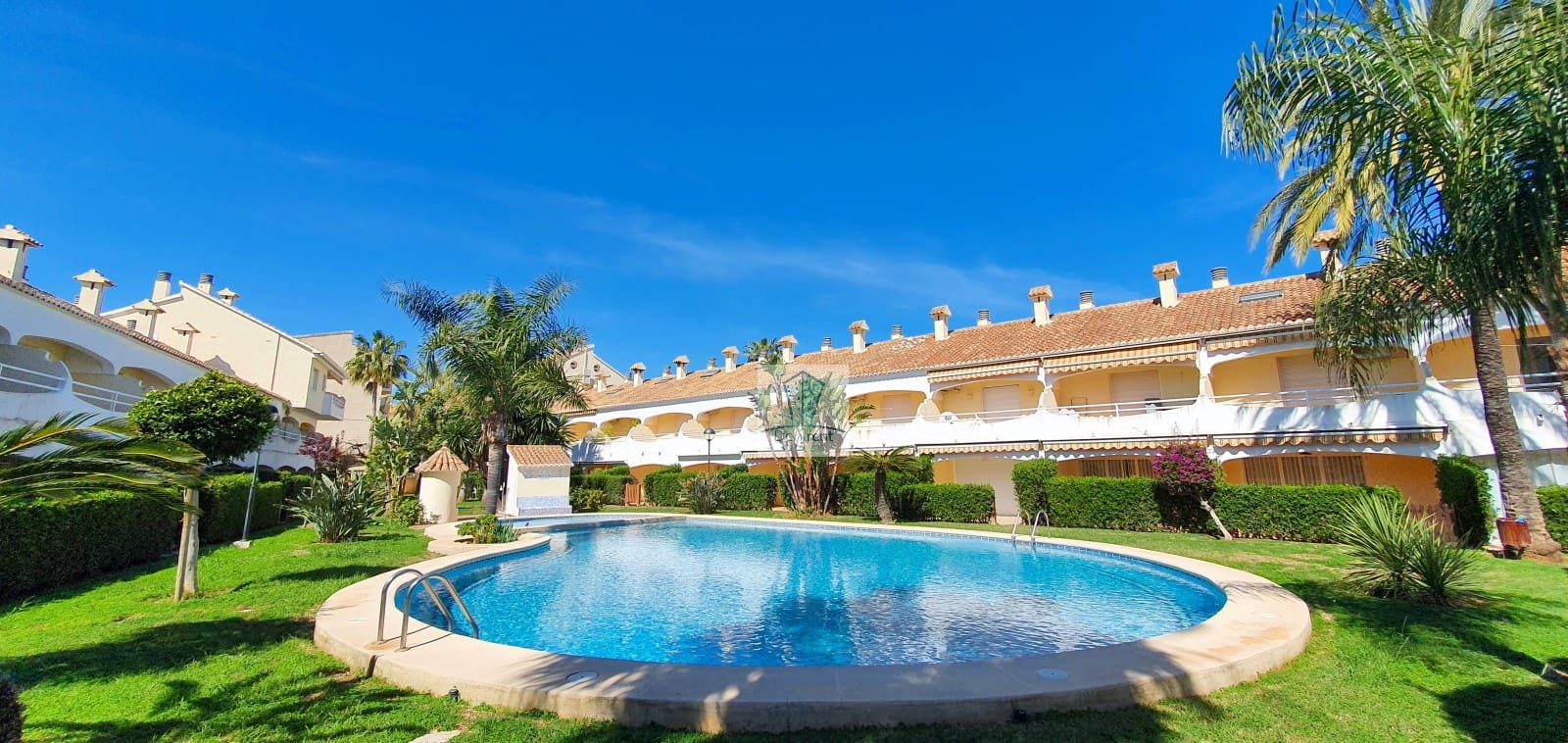 2 bedroom Terraced Villa for holiday rental in Denia with pool garage - € 400 (Ref: 9759607)