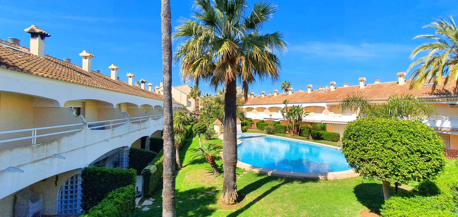 2 bedroom Terraced Villa for holiday rental in Denia with pool garage - € 400 (Ref: 9759607)