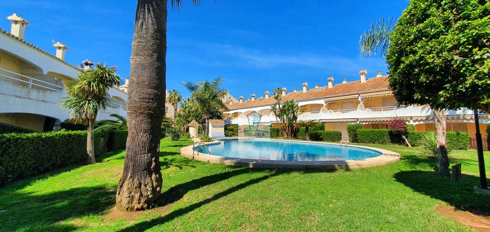 2 bedroom Terraced Villa for holiday rental in Denia with pool garage - € 400 (Ref: 9759607)