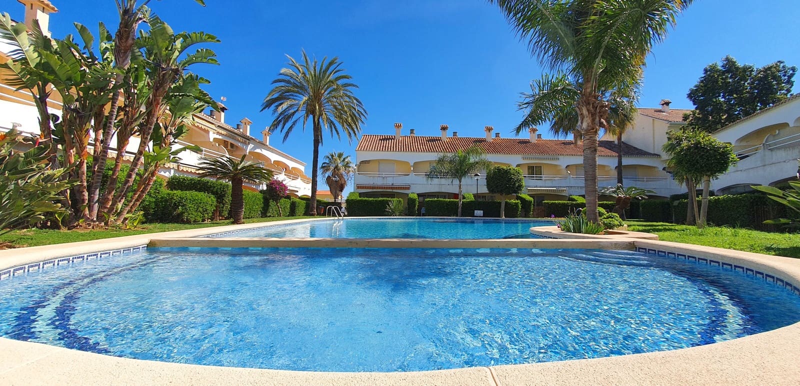 2 bedroom Terraced Villa for holiday rental in Denia with pool garage - € 400 (Ref: 9759607)