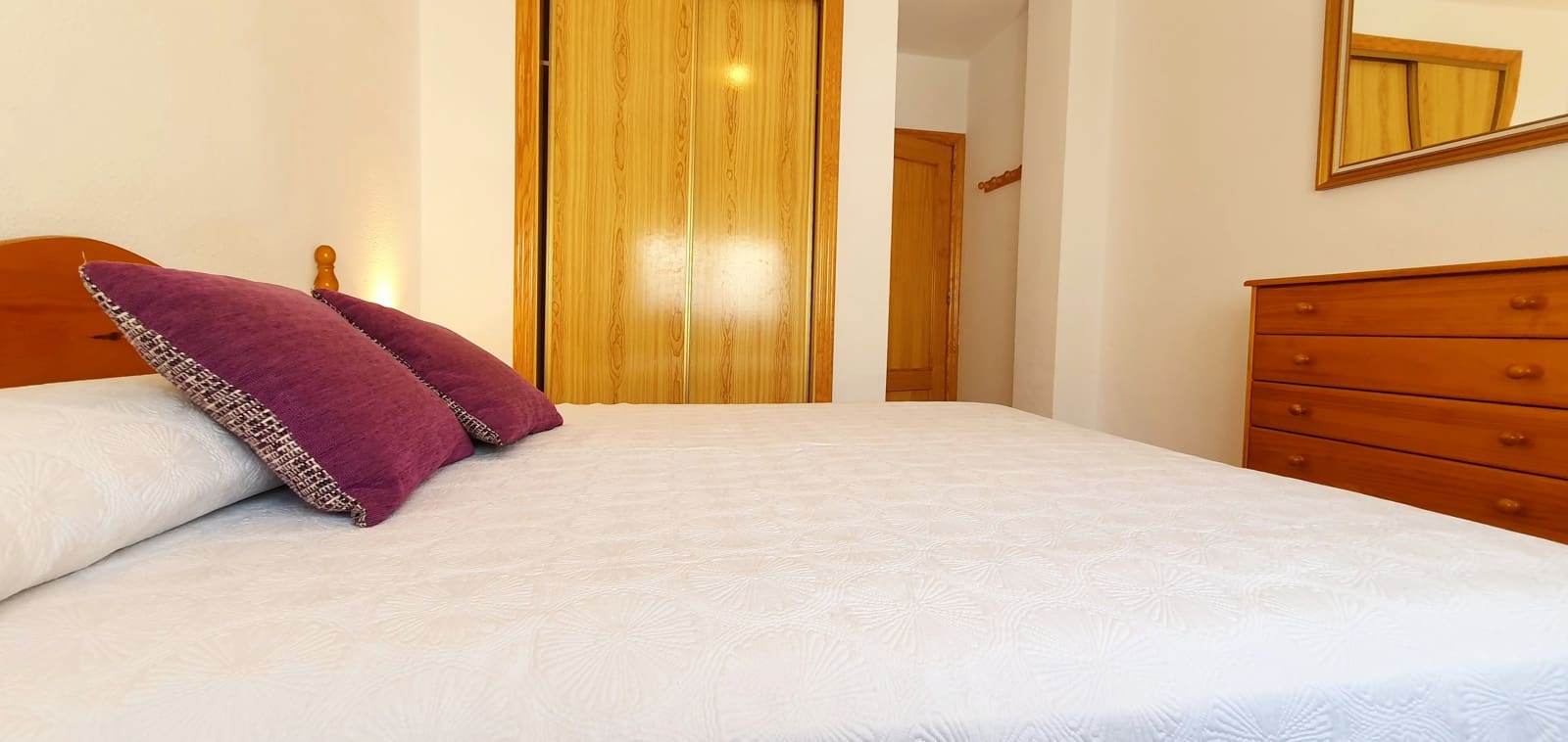 2 bedroom Beach Apartment for holiday rental in Denia with pool - € 380 (Ref: 9759993)