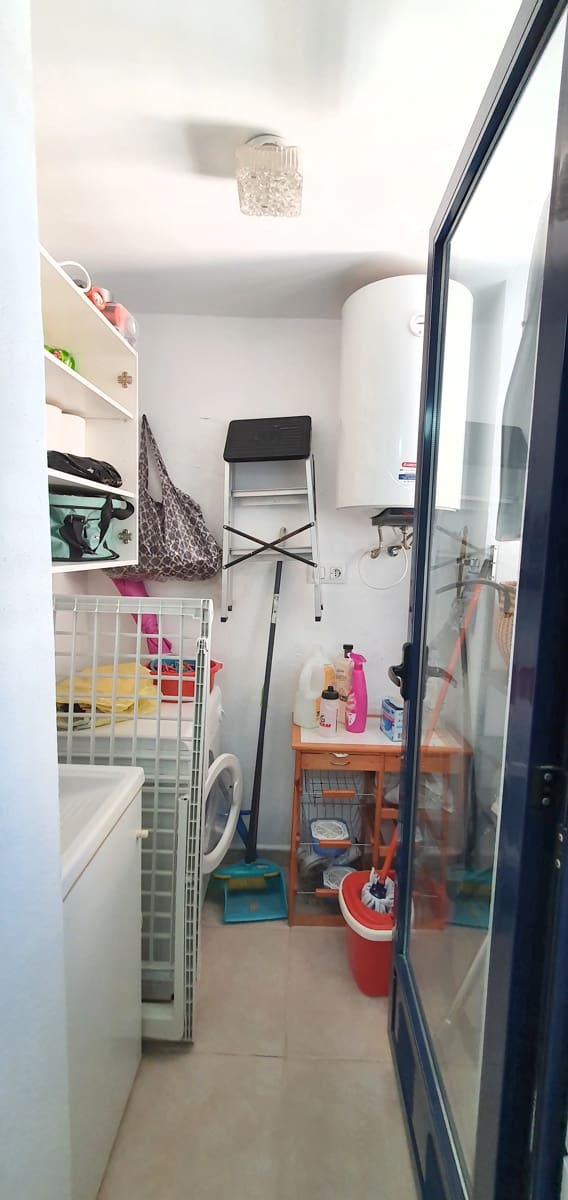 2 bedroom Beach Apartment for holiday rental in Denia with pool garage - € 400 (Ref: 9760090)