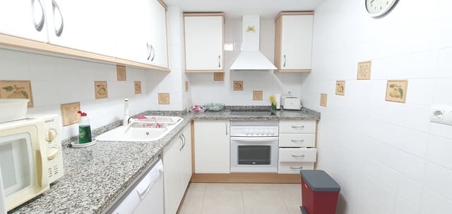 Appartement de Plage de 2 chambres de location de vacances à Les Bassetes - El Marjal, Dénia avec piscine garage - 400 € (Ref: 9760090)