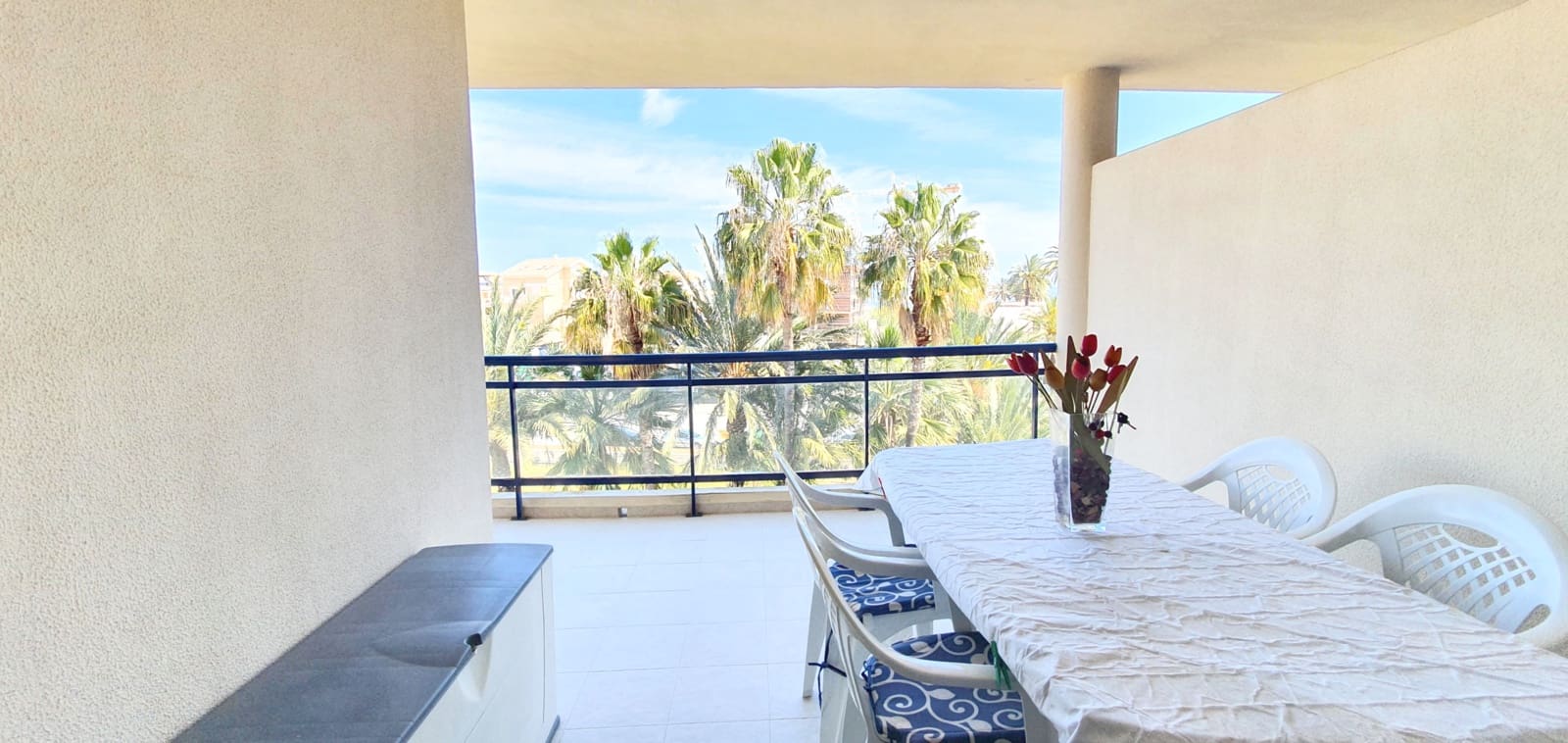 2 bedroom Beach Apartment for holiday rental in Denia with pool garage - € 400 (Ref: 9760090)