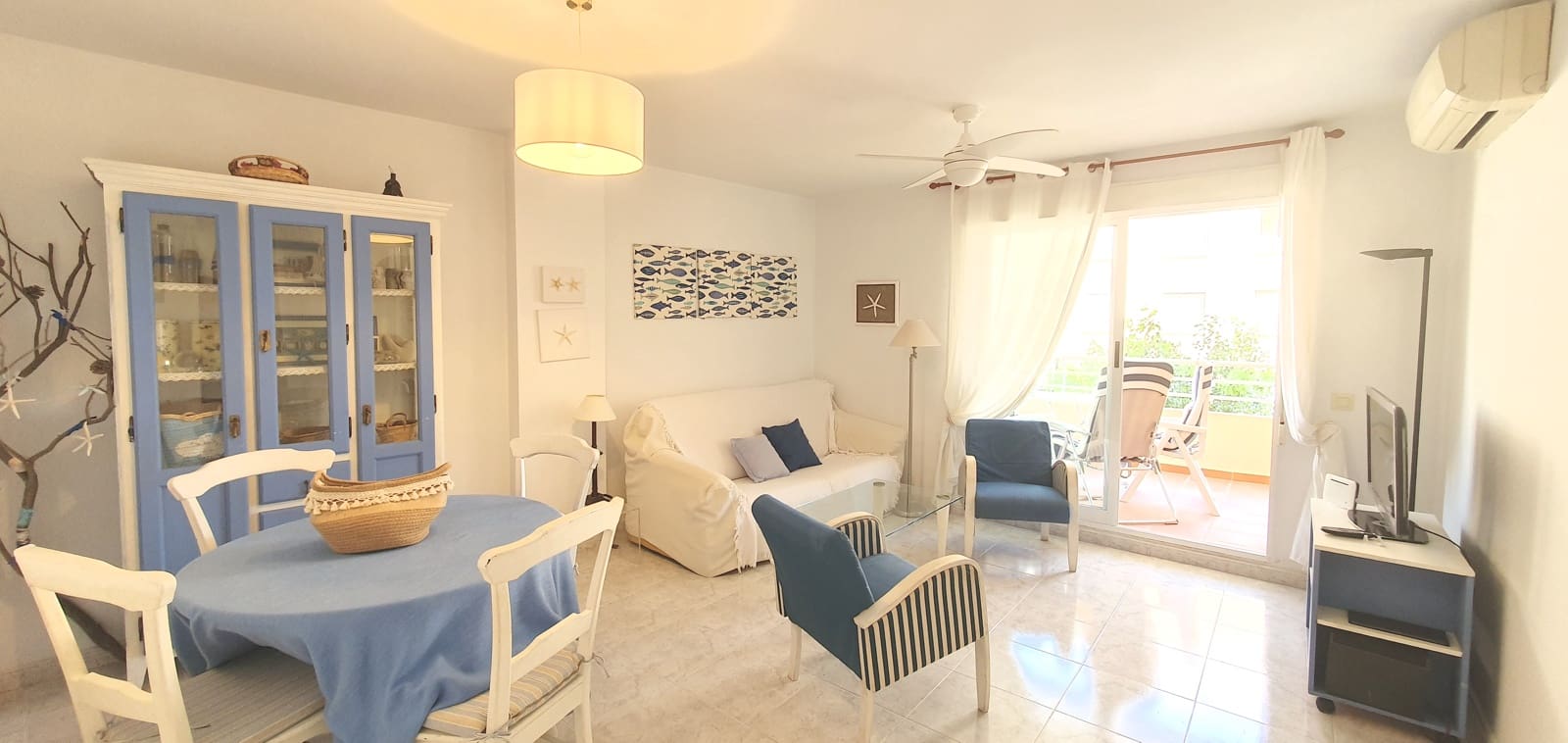 2 bedroom Beach Apartment for holiday rental in Denia with pool garage - € 450 (Ref: 9760113)