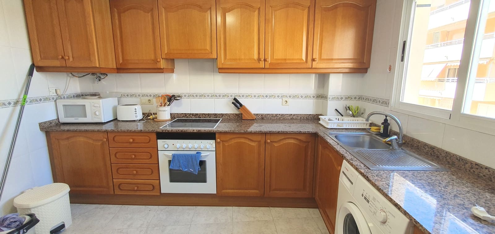 2 bedroom Beach Apartment for holiday rental in Denia with pool garage - € 450 (Ref: 9760113)